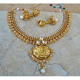 Laxmi Temple Paan Wedding Necklace Set